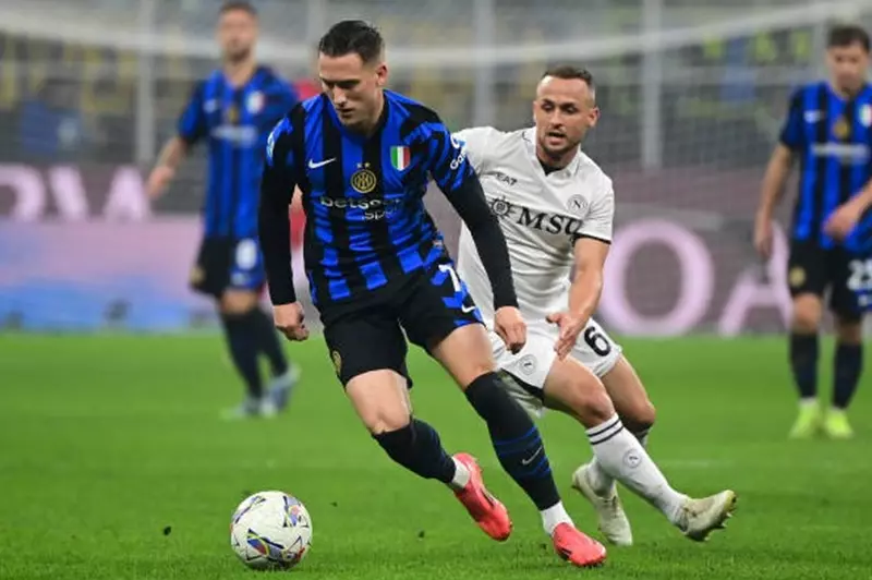 الجمعة الحاسمة: نابولي وإنتر يستعدان للاحتفاء بلقب الدوري الإيطالي