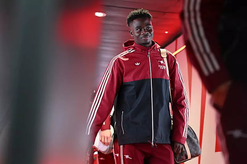 ساكا: أرسنال أصبح قادرا على التتويج بالدوري الإنجليزي